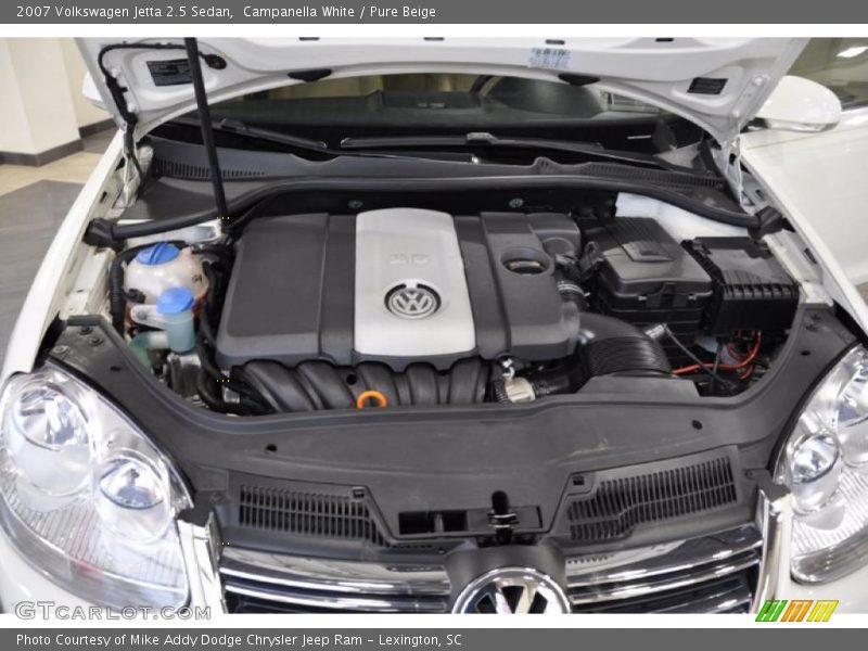 Campanella White / Pure Beige 2007 Volkswagen Jetta 2.5 Sedan