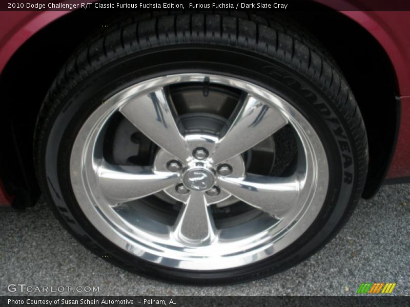  2010 Challenger R/T Classic Furious Fuchsia Edition Wheel