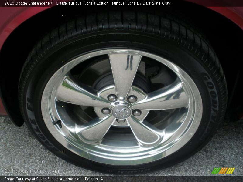 Furious Fuchsia / Dark Slate Gray 2010 Dodge Challenger R/T Classic Furious Fuchsia Edition