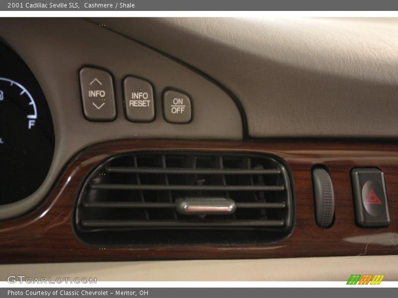 Cashmere / Shale 2001 Cadillac Seville SLS