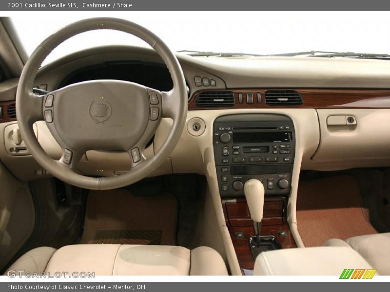 Dashboard of 2001 Seville SLS