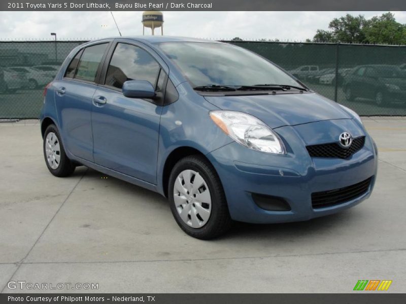 Front 3/4 View of 2011 Yaris 5 Door Liftback