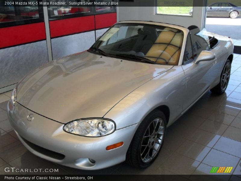 Sunlight Silver Metallic / Blue 2004 Mazda MX-5 Miata Roadster