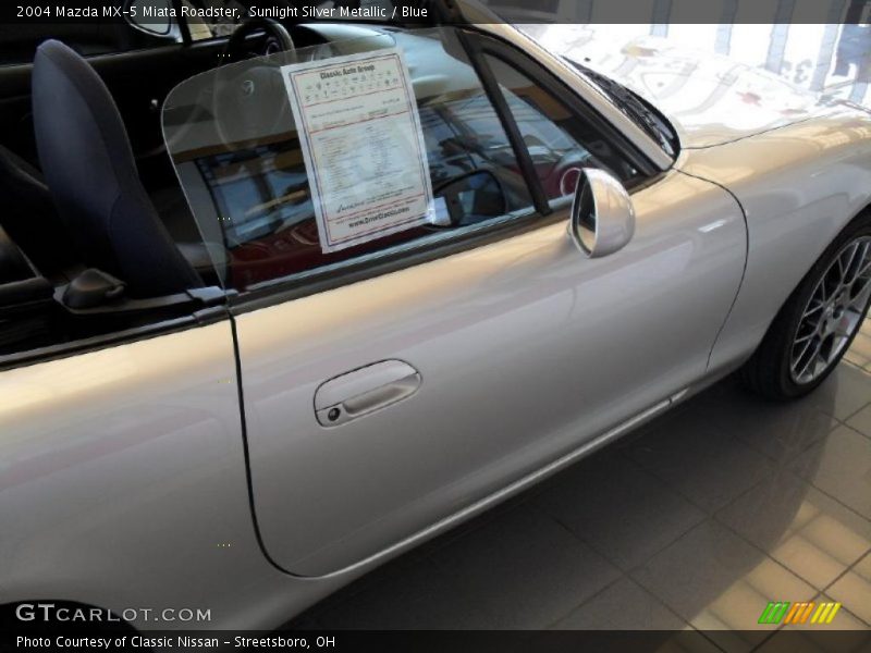 Sunlight Silver Metallic / Blue 2004 Mazda MX-5 Miata Roadster