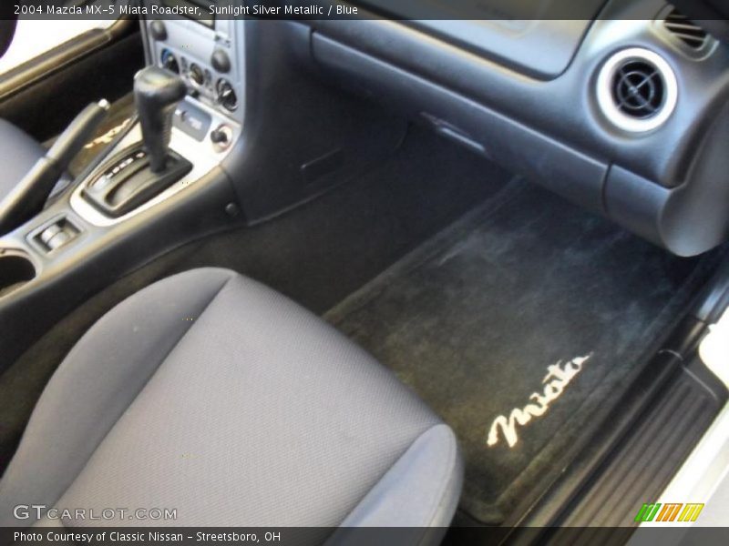 Sunlight Silver Metallic / Blue 2004 Mazda MX-5 Miata Roadster