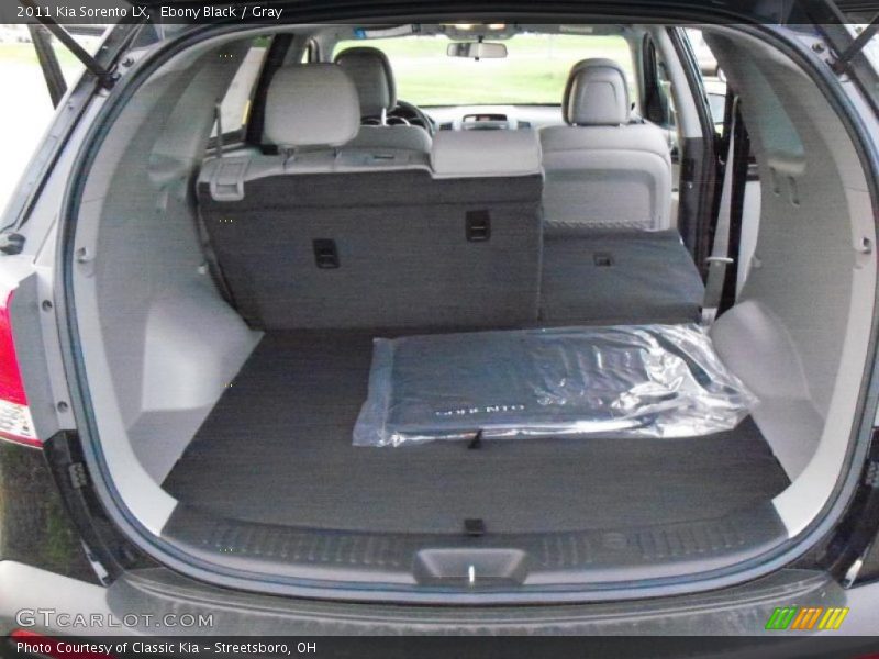 Ebony Black / Gray 2011 Kia Sorento LX