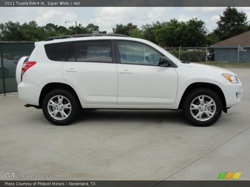 Super White / Ash 2011 Toyota RAV4 I4