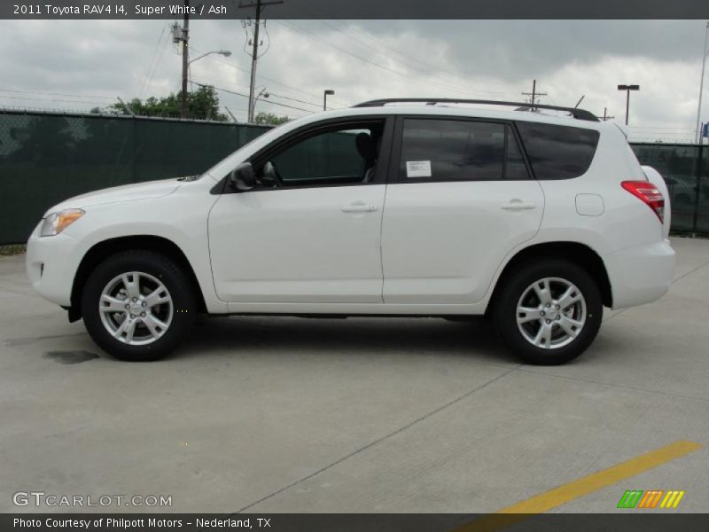 Super White / Ash 2011 Toyota RAV4 I4