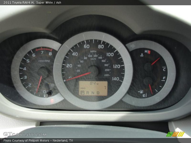 Super White / Ash 2011 Toyota RAV4 I4