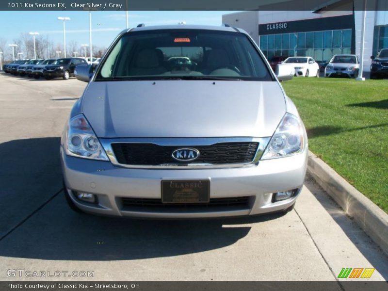 Clear Silver / Gray 2011 Kia Sedona EX