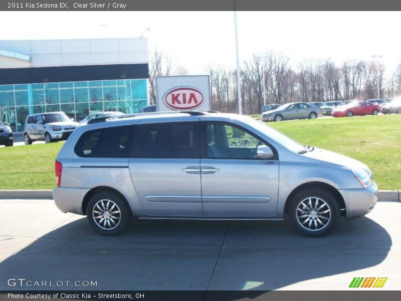 Clear Silver / Gray 2011 Kia Sedona EX