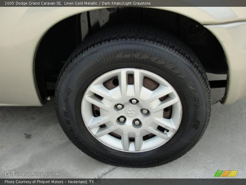 Linen Gold Metallic / Dark Khaki/Light Graystone 2005 Dodge Grand Caravan SE