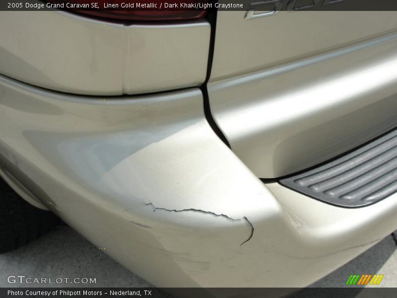 Linen Gold Metallic / Dark Khaki/Light Graystone 2005 Dodge Grand Caravan SE