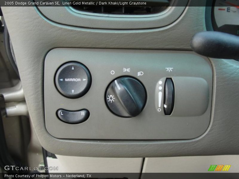 Linen Gold Metallic / Dark Khaki/Light Graystone 2005 Dodge Grand Caravan SE
