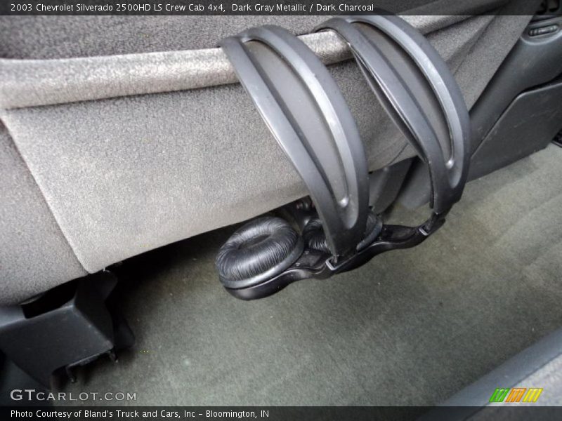 Dark Gray Metallic / Dark Charcoal 2003 Chevrolet Silverado 2500HD LS Crew Cab 4x4