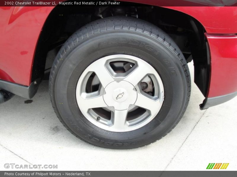 Majestic Red Metallic / Dark Pewter 2002 Chevrolet TrailBlazer LS