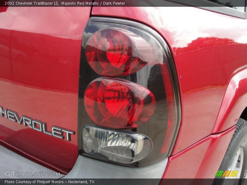 Majestic Red Metallic / Dark Pewter 2002 Chevrolet TrailBlazer LS