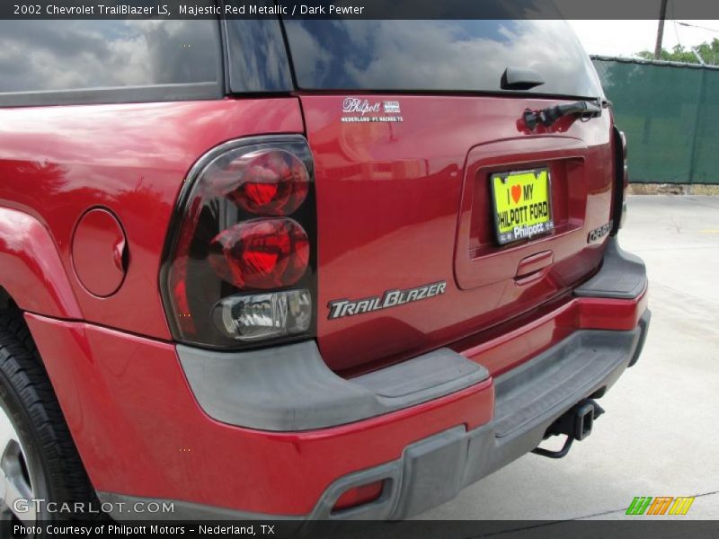 Majestic Red Metallic / Dark Pewter 2002 Chevrolet TrailBlazer LS