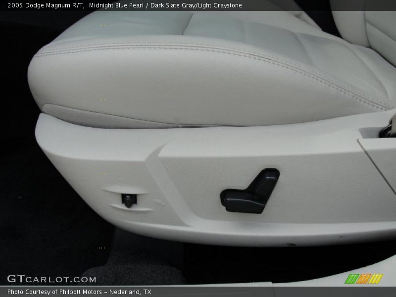 Midnight Blue Pearl / Dark Slate Gray/Light Graystone 2005 Dodge Magnum R/T
