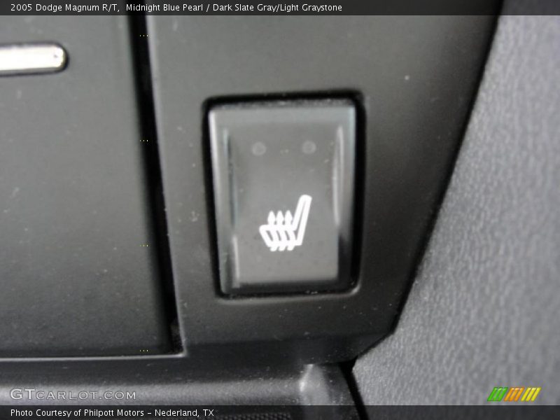 Midnight Blue Pearl / Dark Slate Gray/Light Graystone 2005 Dodge Magnum R/T