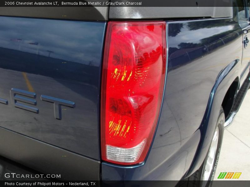 Bermuda Blue Metallic / Gray/Dark Charcoal 2006 Chevrolet Avalanche LT