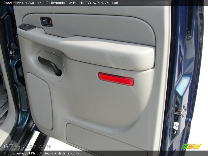Bermuda Blue Metallic / Gray/Dark Charcoal 2006 Chevrolet Avalanche LT