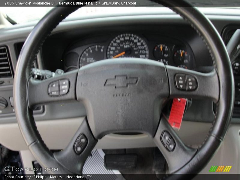  2006 Avalanche LT Steering Wheel