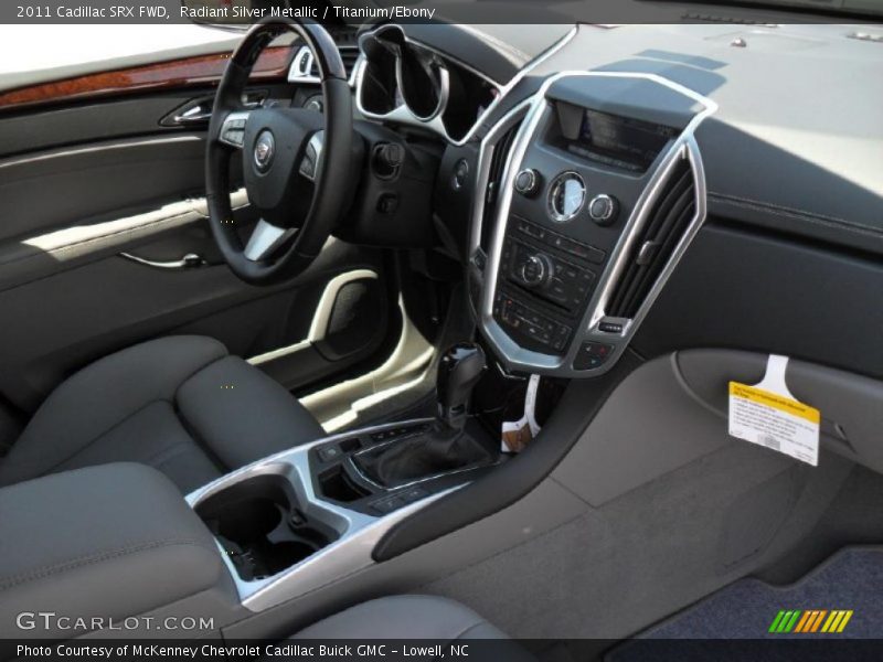 Radiant Silver Metallic / Titanium/Ebony 2011 Cadillac SRX FWD