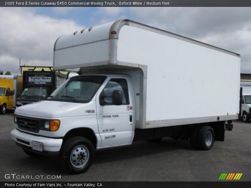 Oxford White / Medium Flint 2005 Ford E Series Cutaway E450 Commercial Moving Truck