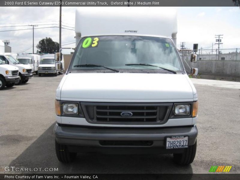 Oxford White / Medium Flint 2003 Ford E Series Cutaway E350 Commercial Utility Truck