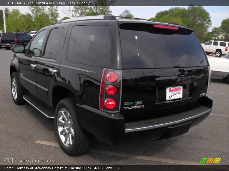 Onyx Black / Ebony 2011 GMC Yukon Denali AWD