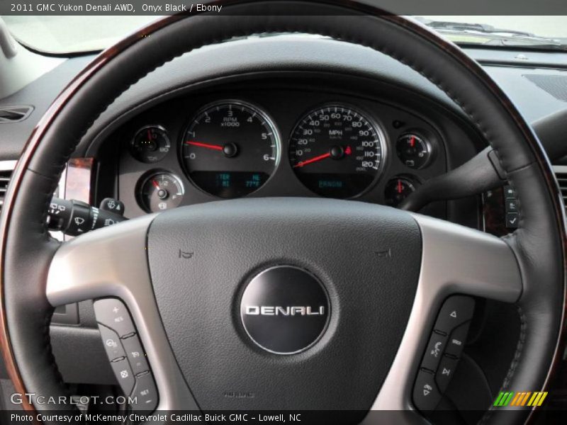 Onyx Black / Ebony 2011 GMC Yukon Denali AWD