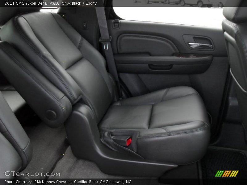 Onyx Black / Ebony 2011 GMC Yukon Denali AWD