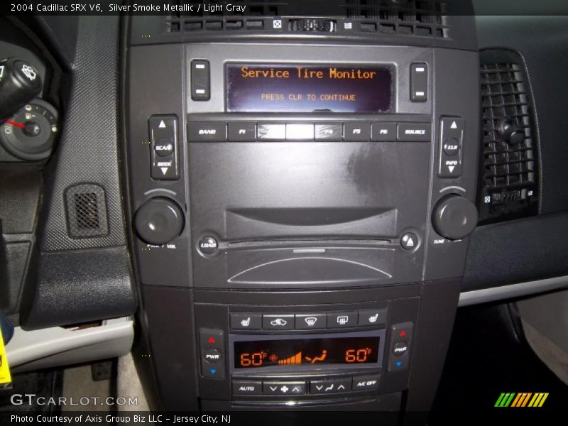 Silver Smoke Metallic / Light Gray 2004 Cadillac SRX V6