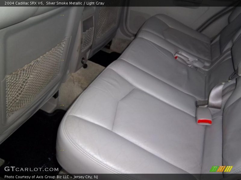 Silver Smoke Metallic / Light Gray 2004 Cadillac SRX V6