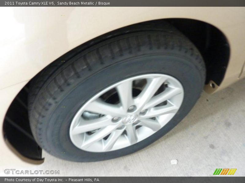 Sandy Beach Metallic / Bisque 2011 Toyota Camry XLE V6
