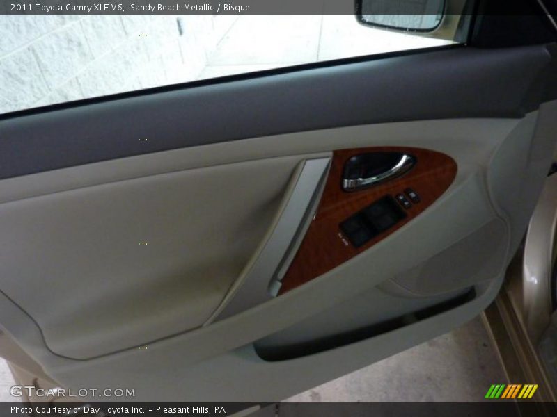 Sandy Beach Metallic / Bisque 2011 Toyota Camry XLE V6