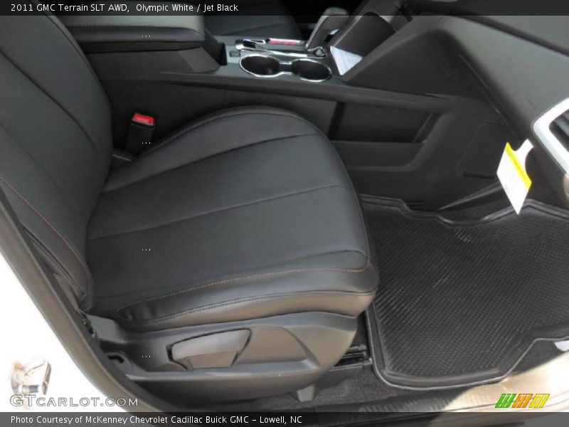 Olympic White / Jet Black 2011 GMC Terrain SLT AWD