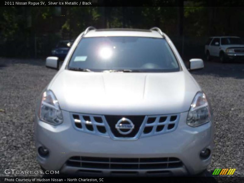 Silver Ice Metallic / Black 2011 Nissan Rogue SV