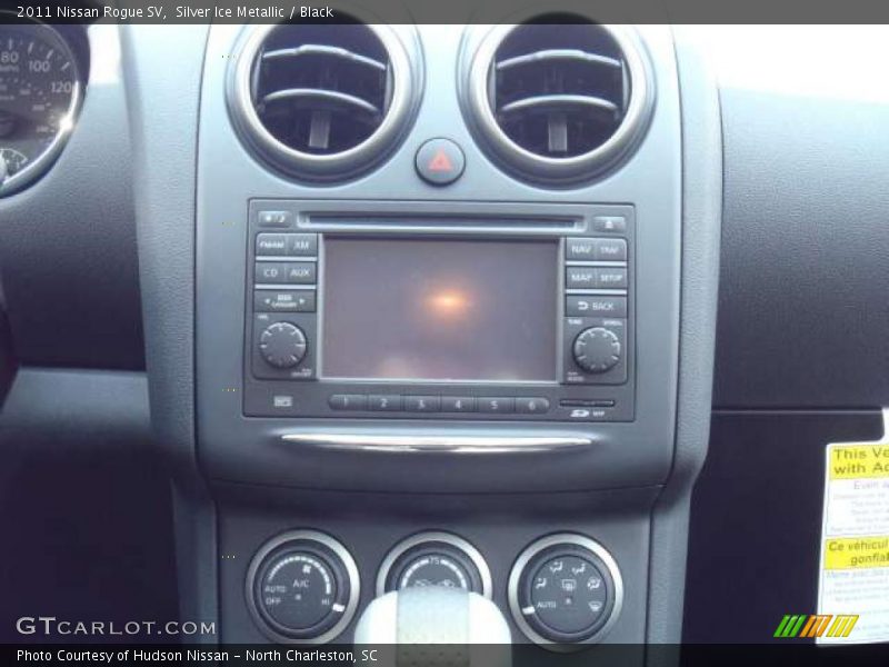 Silver Ice Metallic / Black 2011 Nissan Rogue SV