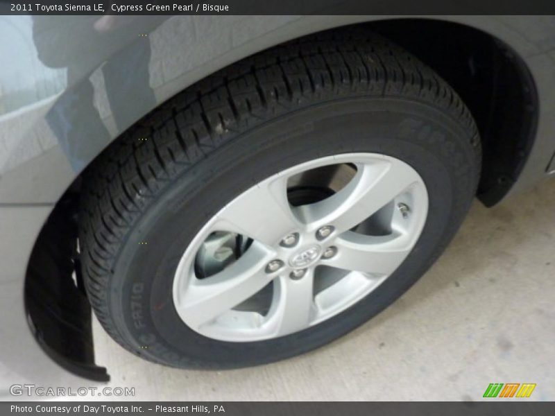 Cypress Green Pearl / Bisque 2011 Toyota Sienna LE