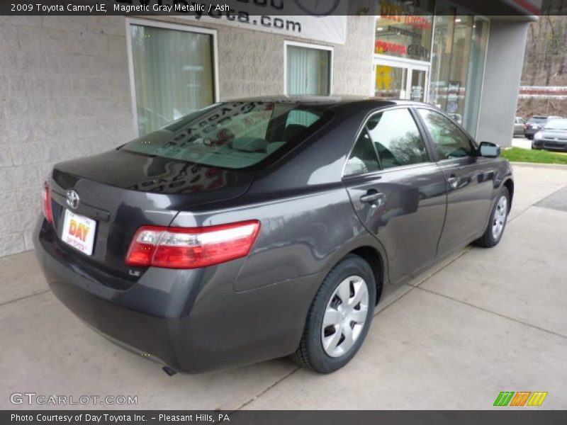 Magnetic Gray Metallic / Ash 2009 Toyota Camry LE