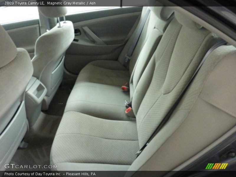 Magnetic Gray Metallic / Ash 2009 Toyota Camry LE