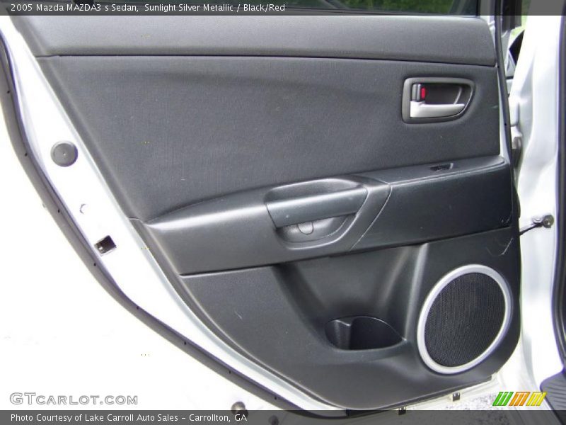 Door Panel of 2005 MAZDA3 s Sedan