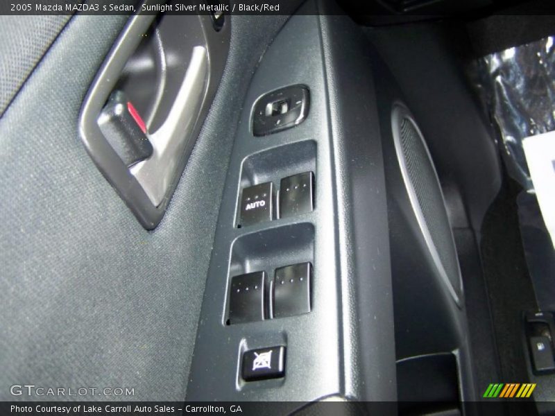 Sunlight Silver Metallic / Black/Red 2005 Mazda MAZDA3 s Sedan