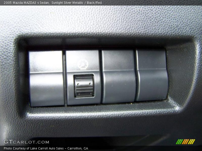 Sunlight Silver Metallic / Black/Red 2005 Mazda MAZDA3 s Sedan