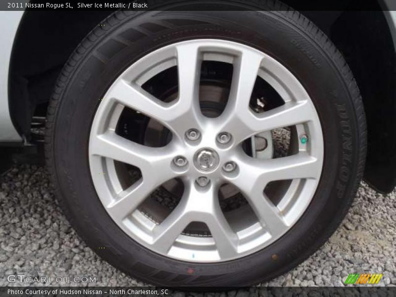 Silver Ice Metallic / Black 2011 Nissan Rogue SL