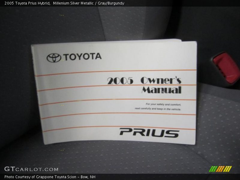 Millenium Silver Metallic / Gray/Burgundy 2005 Toyota Prius Hybrid