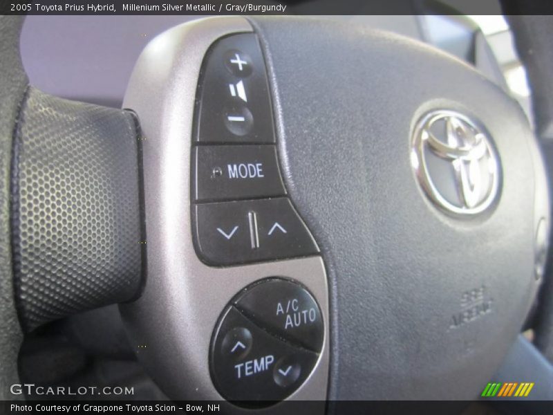 Millenium Silver Metallic / Gray/Burgundy 2005 Toyota Prius Hybrid