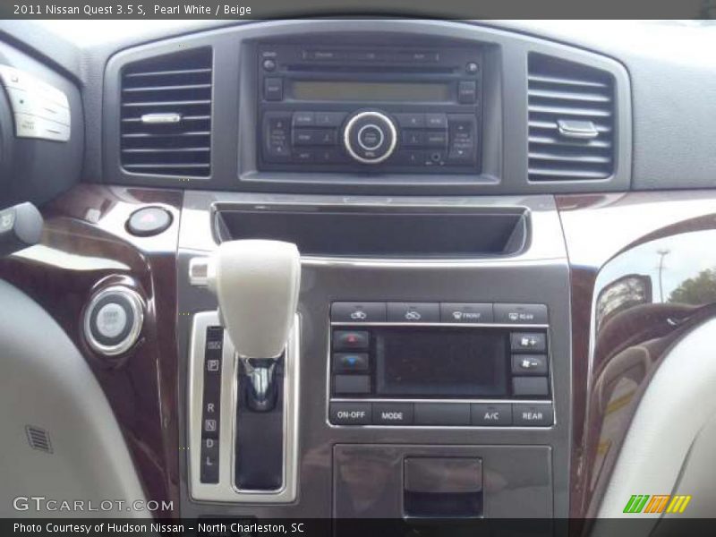 Pearl White / Beige 2011 Nissan Quest 3.5 S